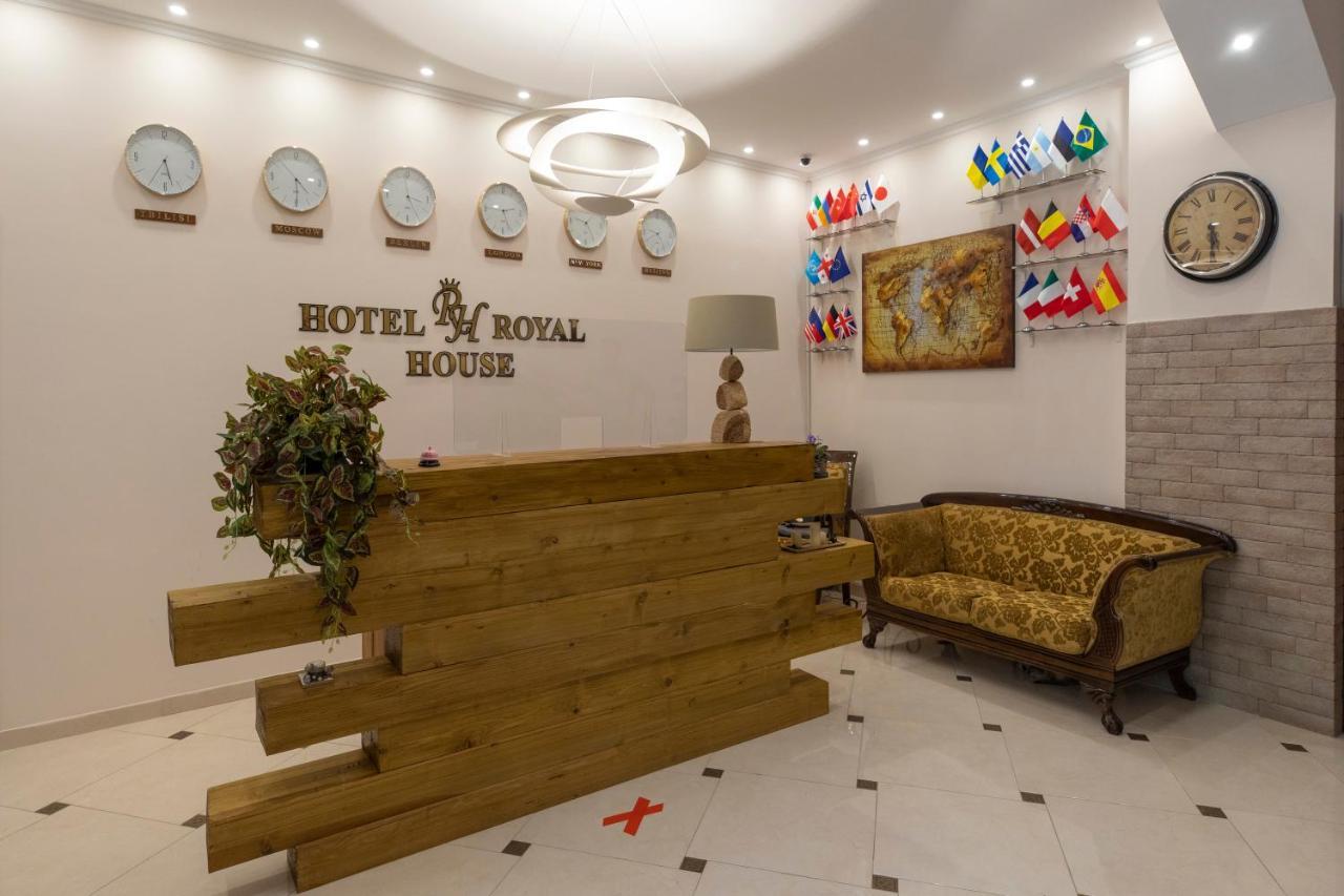 Royal House Hotel Gori Luaran gambar