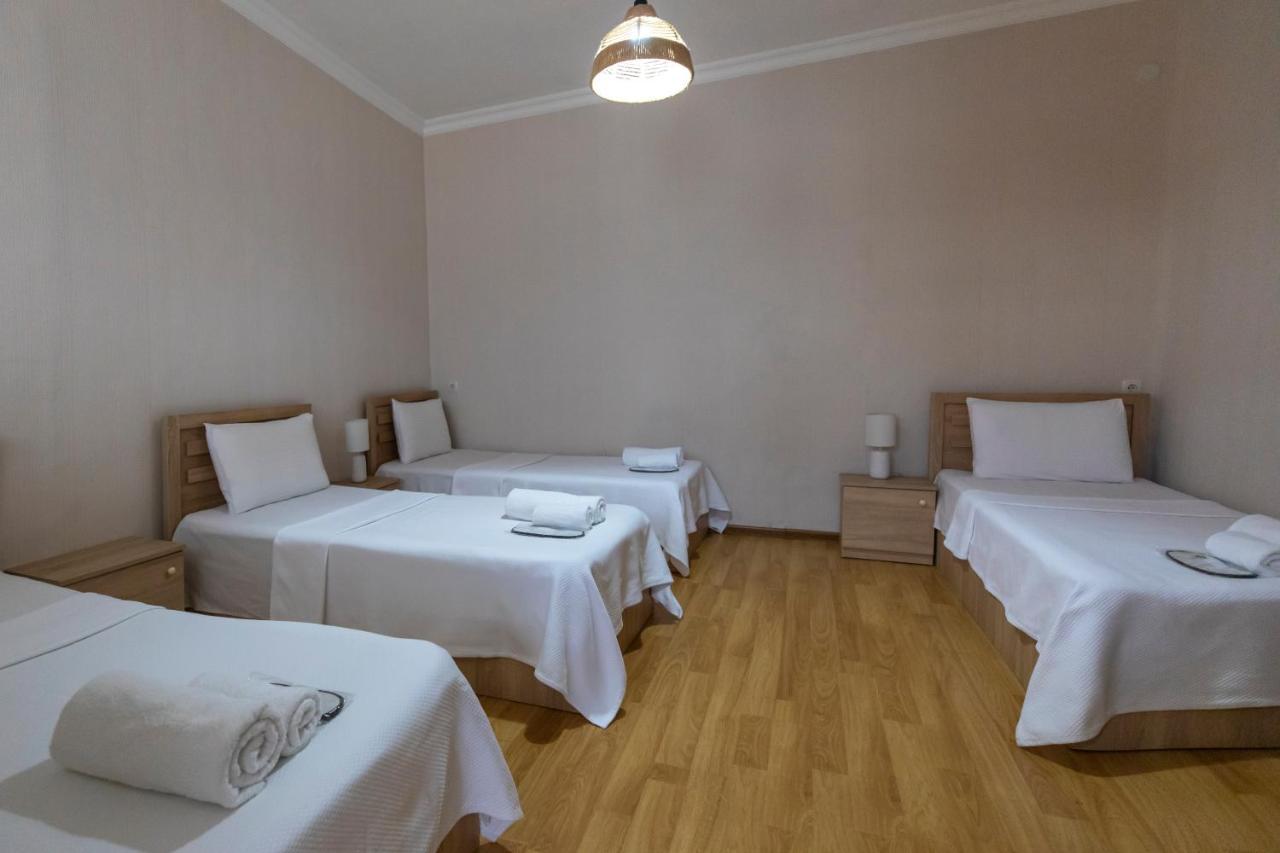 Royal House Hotel Gori Luaran gambar
